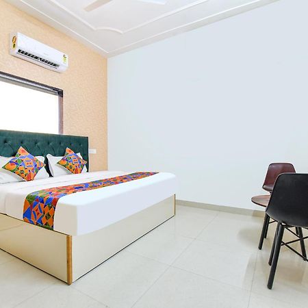 Fabhotel Prince 24 Mohali Екстериор снимка