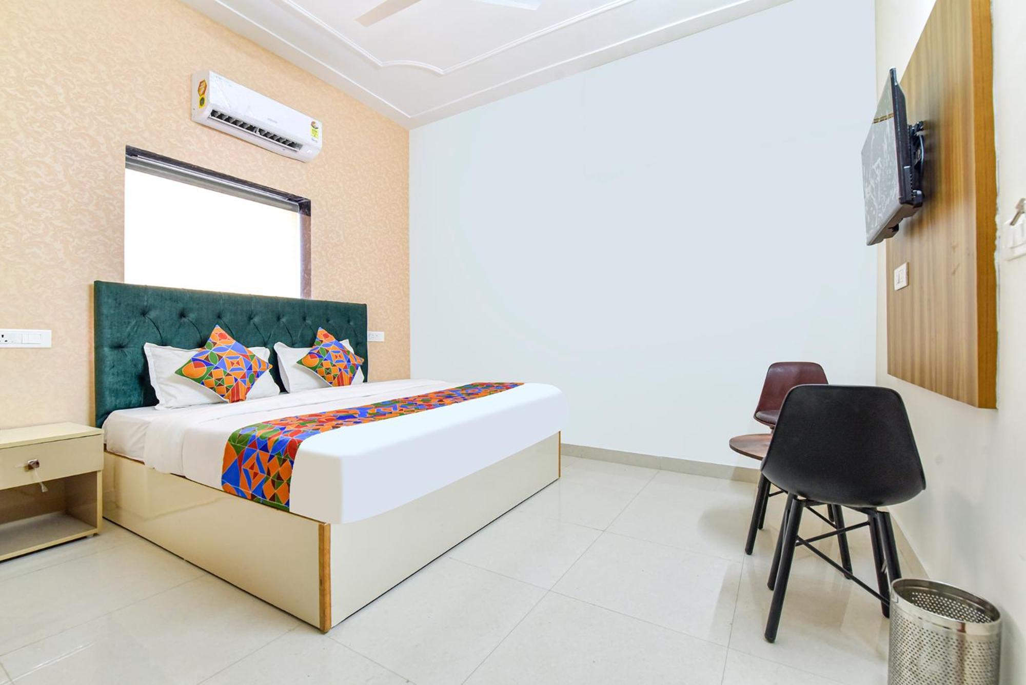 Fabhotel Prince 24 Mohali Екстериор снимка